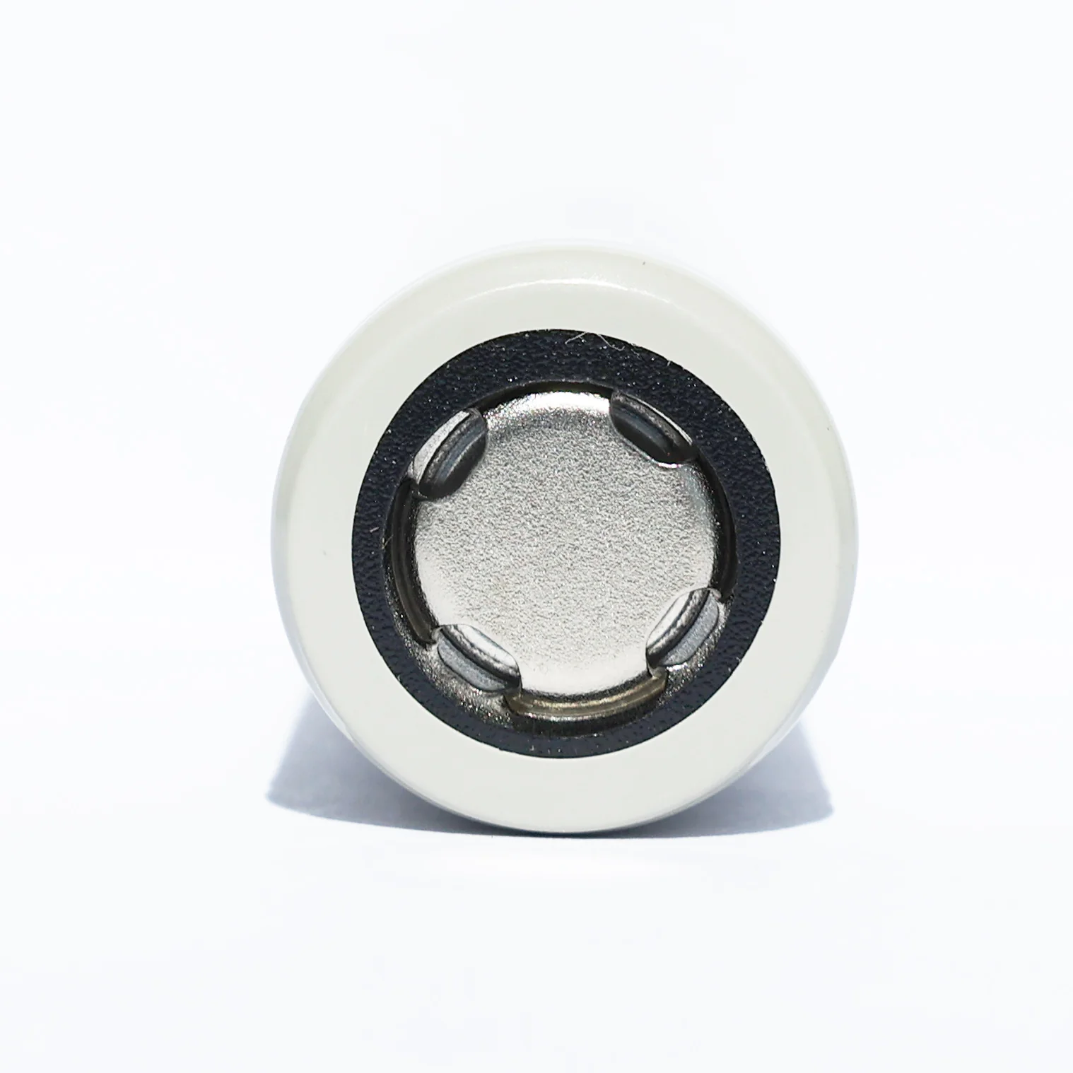 P28A 18650 2800Mah 35A Battery - Image 4